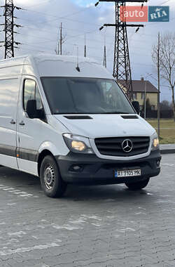 Грузовой фургон Mercedes-Benz Sprinter 2015 в 