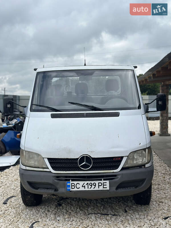 Евакуатор Mercedes-Benz Sprinter 2005 в Самборі