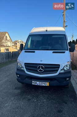 Грузопассажирский фургон Mercedes-Benz Sprinter 2014 в Черновцах