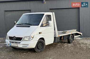 Евакуатор Mercedes-Benz Sprinter 2004 в Трускавці