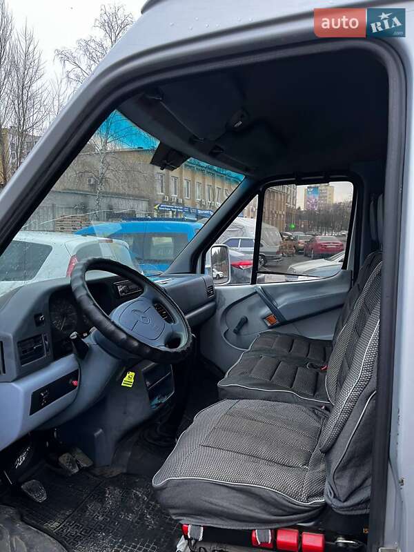 Грузовой фургон Mercedes-Benz Sprinter 1998 в Вишневом