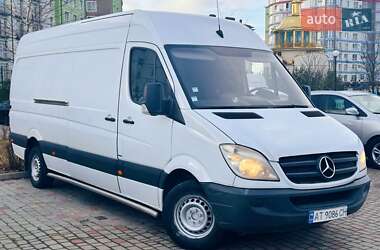 Вантажний фургон Mercedes-Benz Sprinter 2013 в Івано-Франківську