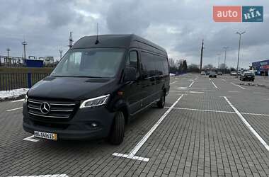 Вантажний фургон Mercedes-Benz Sprinter 2020 в Нововолинську