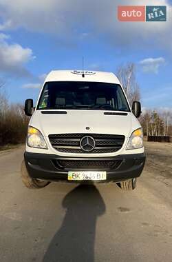 Вантажний фургон Mercedes-Benz Sprinter 2007 в Сарнах