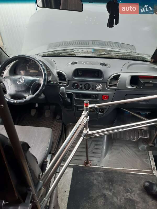 Міський автобус Mercedes-Benz Sprinter 2005 в Хмельницькому