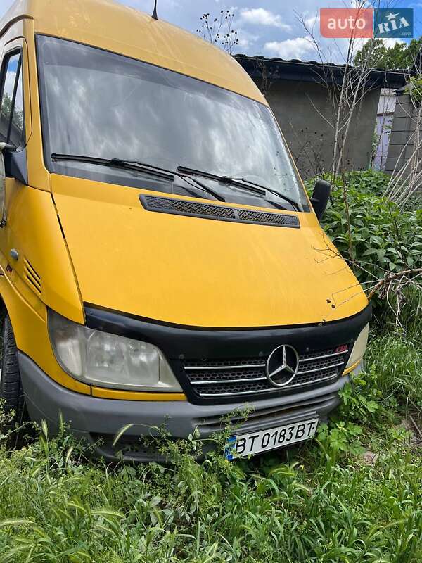 Mercedes-Benz Sprinter 2005
