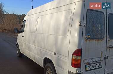 Грузовой фургон Mercedes-Benz Sprinter 1997 в Луцке