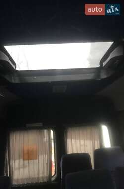 Микроавтобус Mercedes-Benz Sprinter 2000 в 