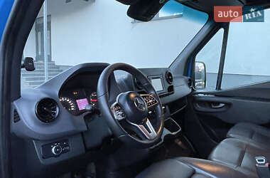 Грузовой фургон Mercedes-Benz Sprinter 2020 в 