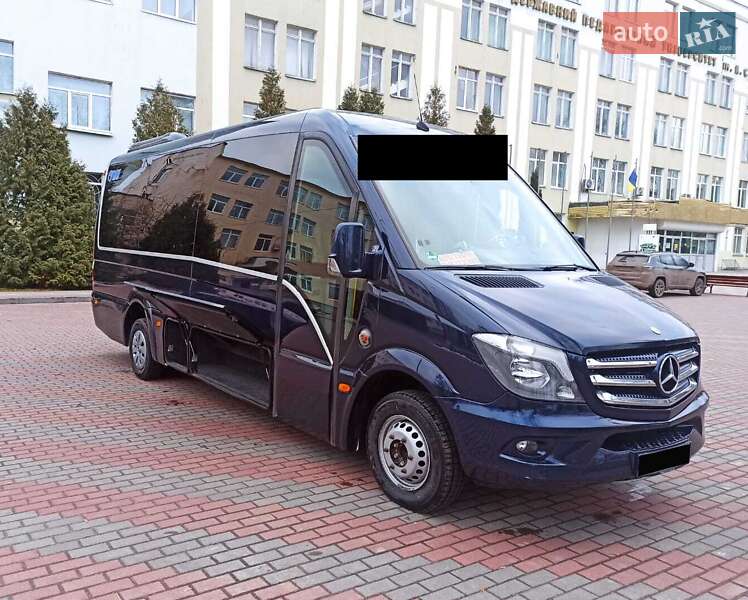 Туристический / Междугородний автобус Mercedes-Benz Sprinter 2015 в Сумах