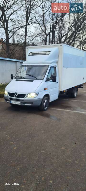 Рефрижератор Mercedes-Benz Sprinter 2001 в 