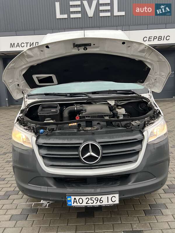 Грузовой фургон Mercedes-Benz Sprinter 2019 в Хусте