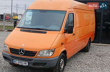 Вантажний фургон Mercedes-Benz Sprinter 2004 в Києві