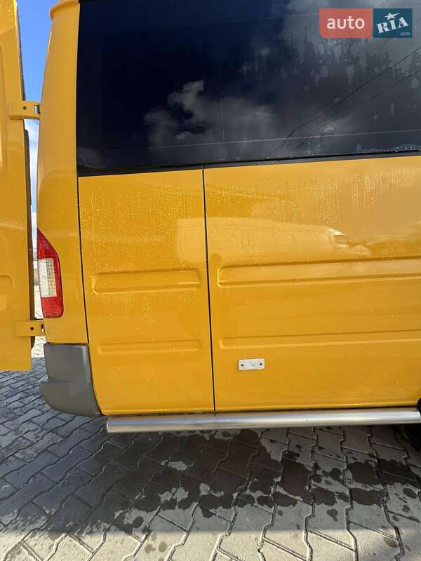 Микроавтобус Mercedes-Benz Sprinter 2006 в Черновцах