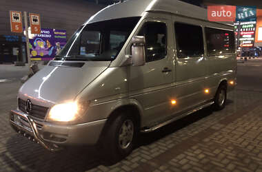 Микроавтобус Mercedes-Benz Sprinter 2005 в 