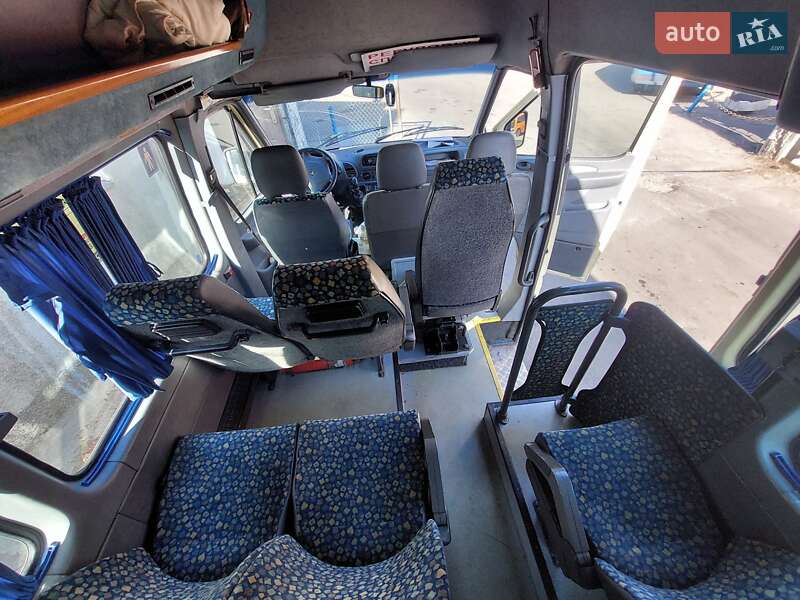 Туристический / Междугородний автобус Mercedes-Benz Sprinter 2000 в Ровно