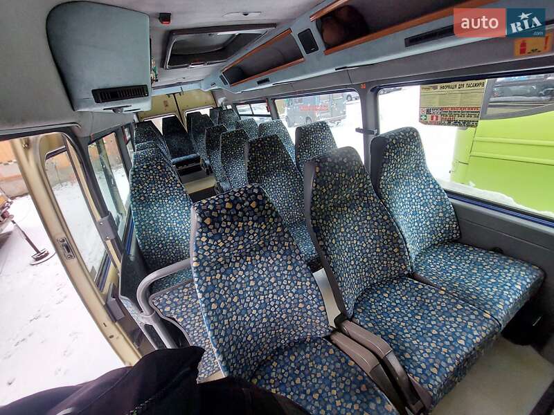 Туристический / Междугородний автобус Mercedes-Benz Sprinter 2000 в Ровно
