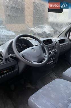 Грузовой фургон Mercedes-Benz Sprinter 2005 в 