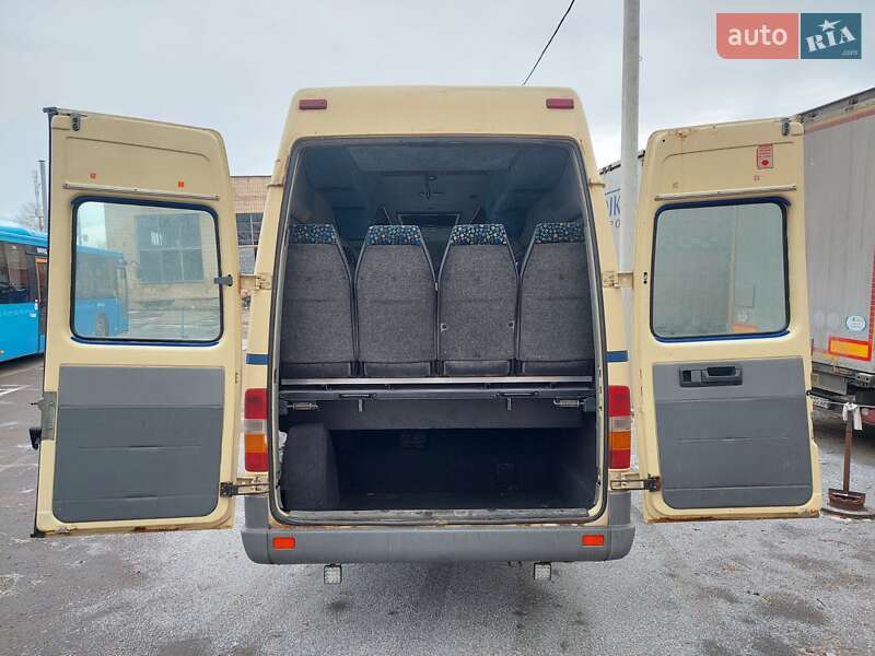 Туристический / Междугородний автобус Mercedes-Benz Sprinter 2000 в Ровно