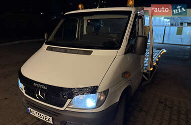 Евакуатор Mercedes-Benz Sprinter 2001 в Києві