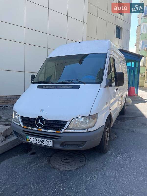 Грузовой фургон Mercedes-Benz Sprinter 2006 в 