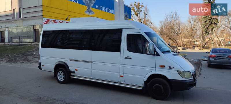 Микроавтобус Mercedes-Benz Sprinter 2001 в Ахтырке