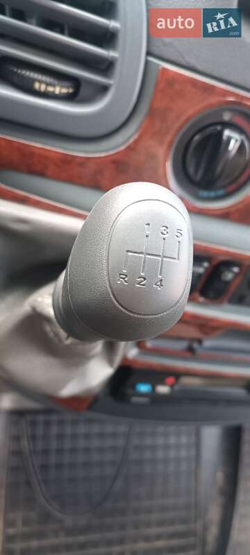 Мікроавтобус Mercedes-Benz Sprinter 2003 в Кривому Розі фото 23 Мікроавтобус Mercedes-Benz Sprinter 2003 в Кривому Розі