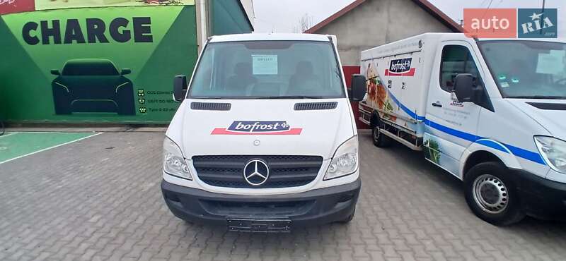 Mercedes-Benz Sprinter 2011