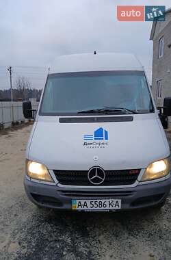 Грузовой фургон Mercedes-Benz Sprinter 2004 в Луцке