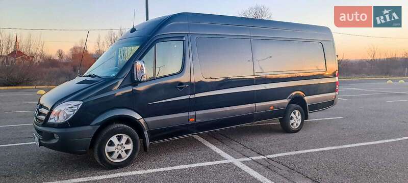 Мікроавтобус Mercedes-Benz Sprinter 2012 в Чернівцях