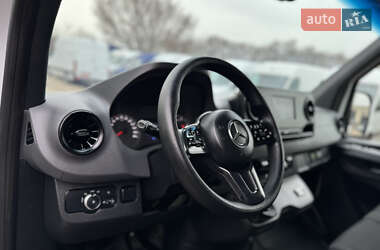 Грузовой фургон Mercedes-Benz Sprinter 2020 в 