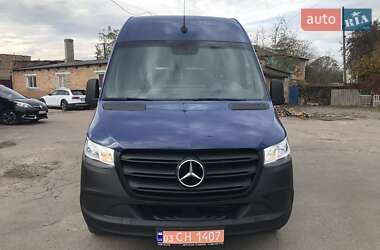 Грузовой фургон Mercedes-Benz Sprinter 2018 в Нововолынске