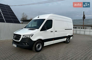 Грузовой фургон Mercedes-Benz Sprinter 2022 в Черновцах