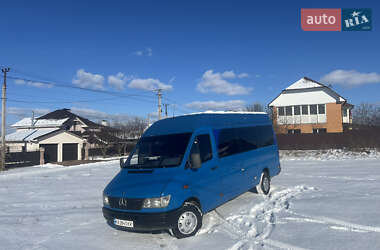 Пригородный автобус Mercedes-Benz Sprinter 1997 в Боярке