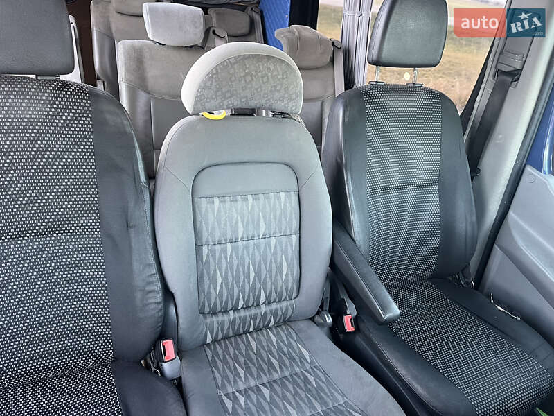 Микроавтобус Mercedes-Benz Sprinter 2006 в Иршаве