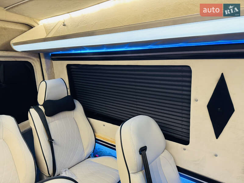 Другие автобусы Mercedes-Benz Sprinter 2010 в 