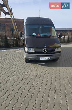 Грузовой фургон Mercedes-Benz Sprinter 1998 в Луцке