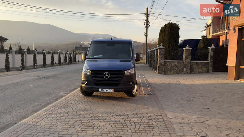 Вантажний фургон Mercedes-Benz Sprinter 2020 в Сваляві
