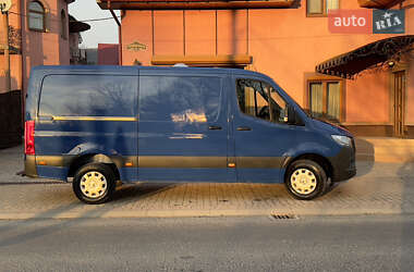 Грузовой фургон Mercedes-Benz Sprinter 2020 в 