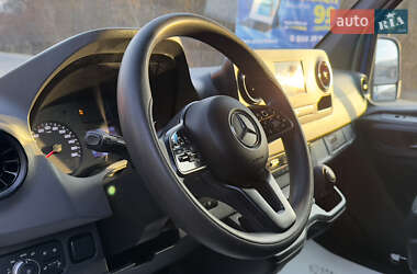 Грузовой фургон Mercedes-Benz Sprinter 2020 в 