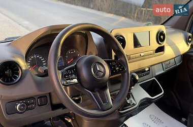 Грузовой фургон Mercedes-Benz Sprinter 2020 в 
