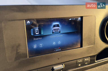 Грузовой фургон Mercedes-Benz Sprinter 2020 в 