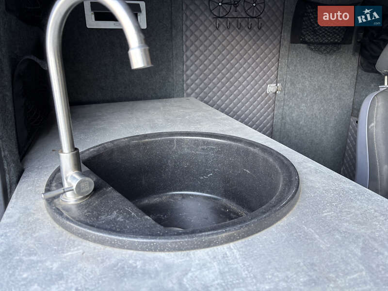 Грузопассажирский фургон Mercedes-Benz Sprinter 2012 в Бучаче