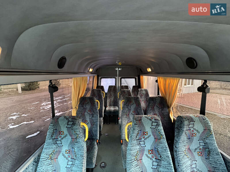 Мікроавтобус Mercedes-Benz Sprinter 2002 в Долині