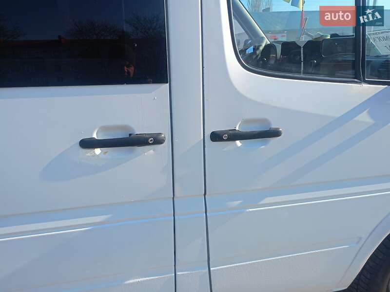Вантажопасажирський фургон Mercedes-Benz Sprinter 2002 в Теребовлі