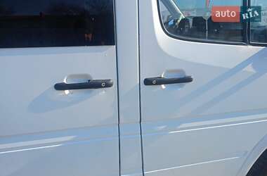Грузопассажирский фургон Mercedes-Benz Sprinter 2002 в 