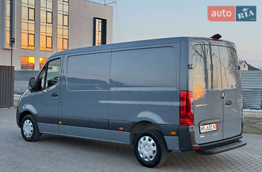 Вантажний фургон Mercedes-Benz Sprinter 2021 в 