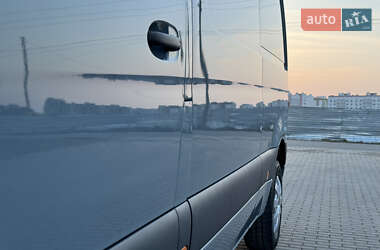 Вантажний фургон Mercedes-Benz Sprinter 2021 в 