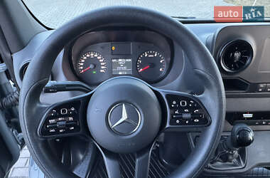 Вантажний фургон Mercedes-Benz Sprinter 2021 в 