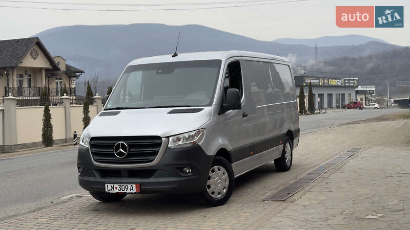 Грузовой фургон Mercedes-Benz Sprinter 2020 в Сваляве